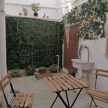 Appartamento A 10 Min A Piedi Dal Centro Storico Lecce Buitenkant foto