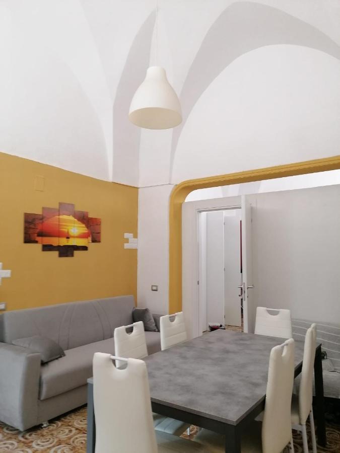 Appartamento A 10 Min A Piedi Dal Centro Storico Lecce Buitenkant foto